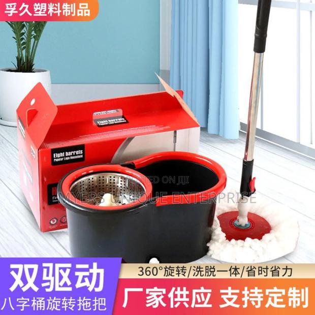 Latest 360 Spin Mop Bucket With 2 Mop Heads · Photo 2