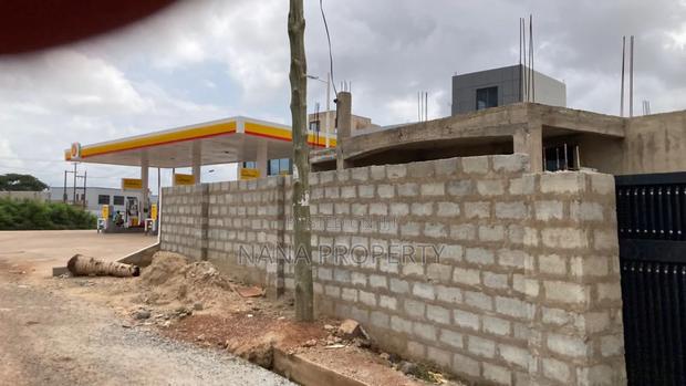 Two Plots of Land for Sale Located at Oyarifa Kuotaam Estate · Photo 2