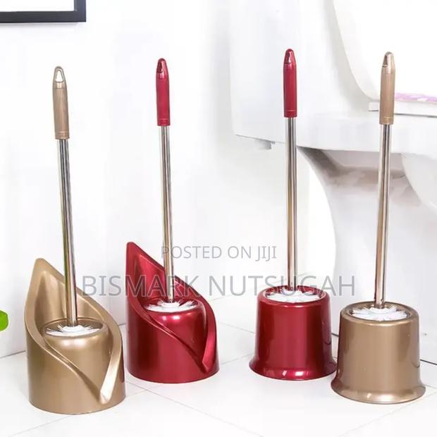 Toilet Brush for Sale · Photo 3