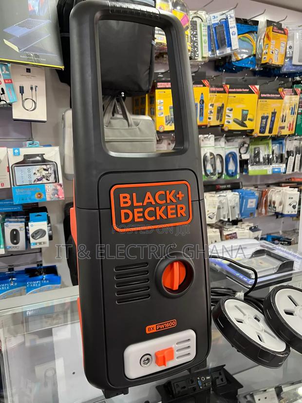 Black and Decker Pressure Washer photo 6