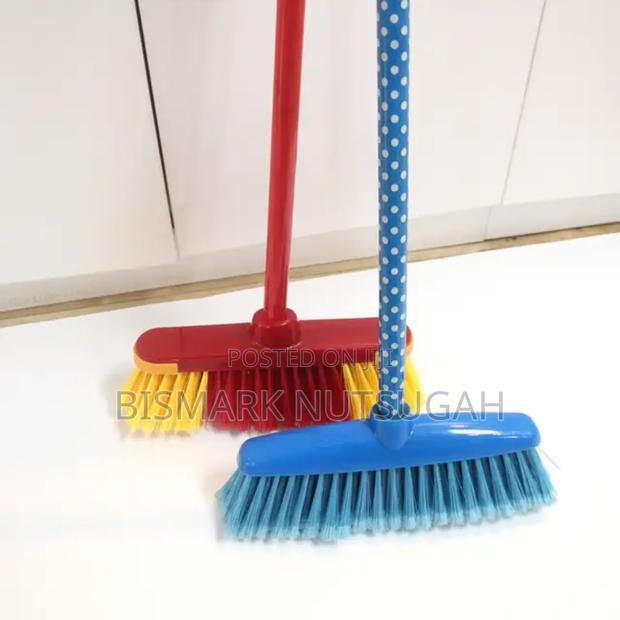 Broom Brush Cleaner For Sale · Photo 3