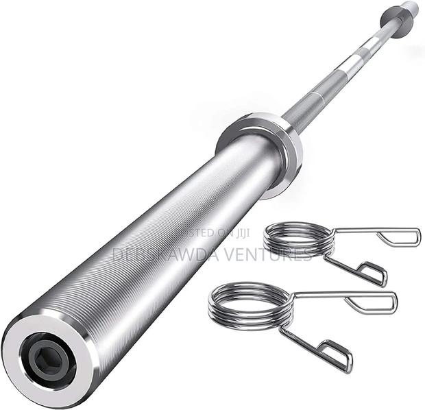 7ft Standard Olympic Bar 750lb Load Capacity · Photo 3