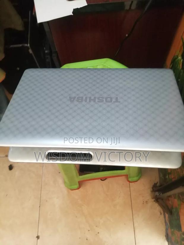 New Laptop Toshiba A40 6GB Intel HDD 160GB photo 4