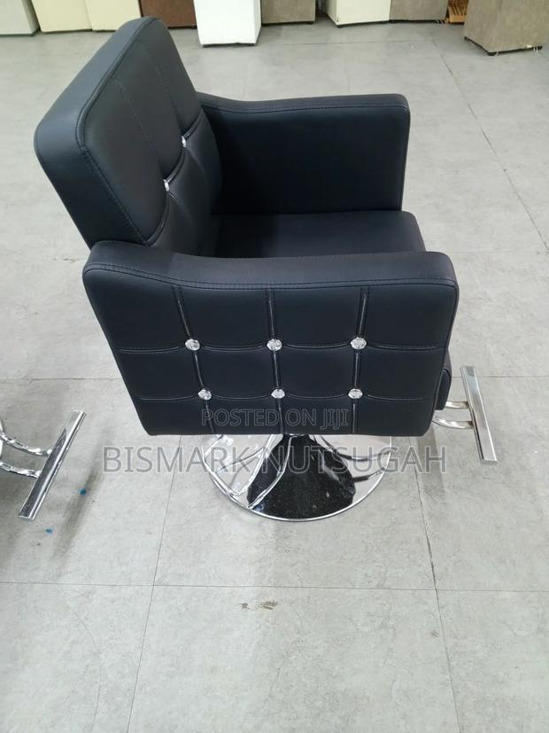 Salon Chairs For Sale · Photo 3