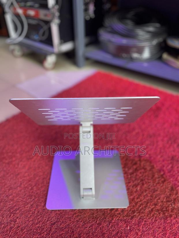 Laptop Stand Adjustable · Photo 4