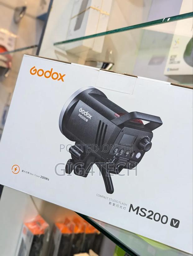 Godox Ms200v 2in1 Light and Flash · Photo 3