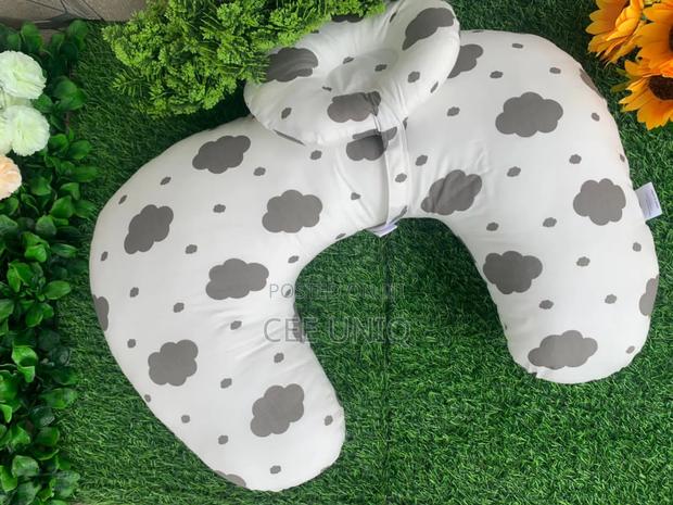 Beast Feeding Pillow · Photo 3