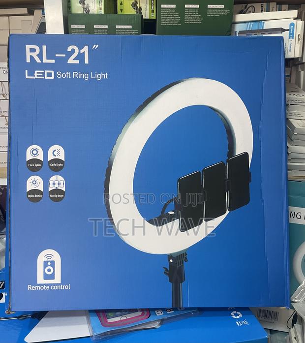 21inches Ringlight · Photo 3