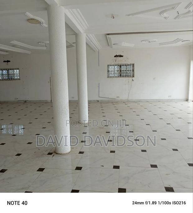 Commercial Church Space / Shop / Office Space · Photo 2