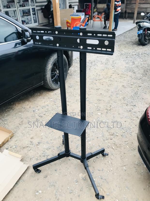 Better Mobile TV Stand Rolling Movable for Most 32"-70" · Photo 2