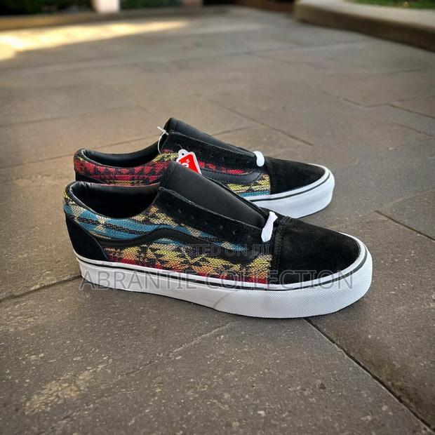Vans Old Skool Sneaker · Photo 3