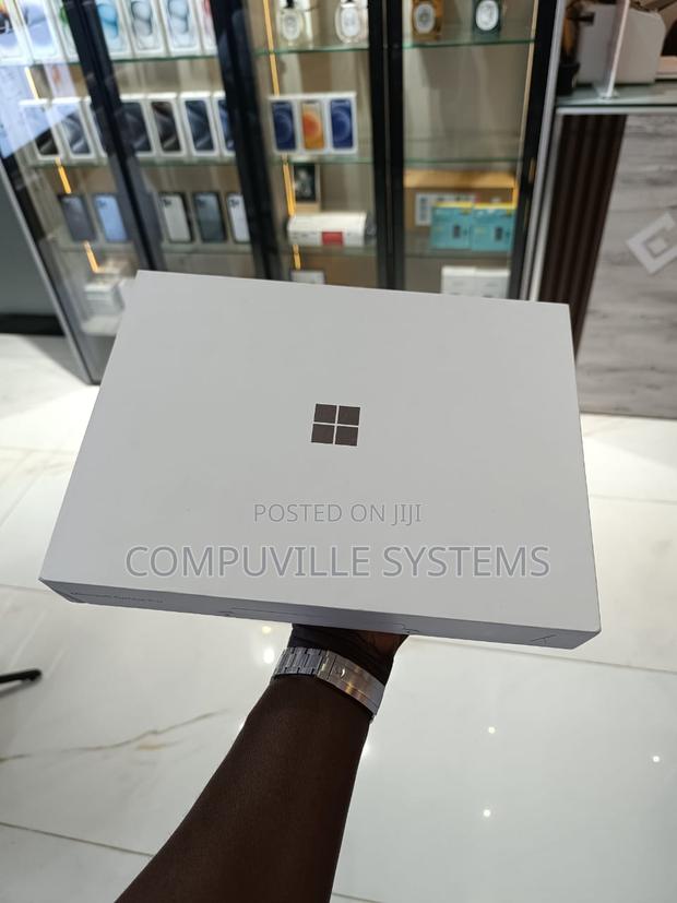 New Laptop Microsoft Surface Pro 16GB Intel SSD 512GB · Photo 4
