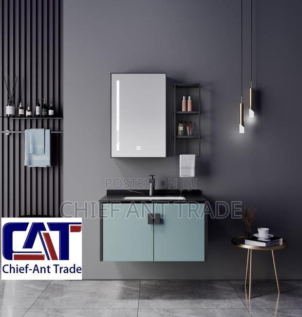Cabinet Basin With Touchscreen Mirrior 80cm · Photo 4