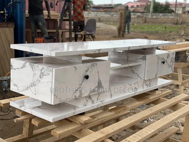 5 Feet Long Stand For 50,60,70 Inches Tv photo 2