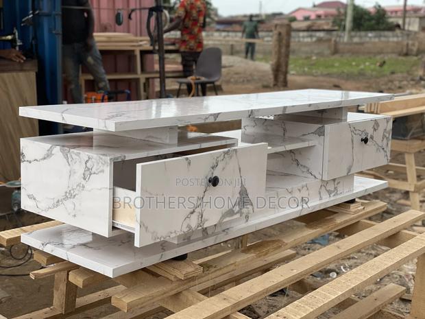 Tv Stand, 5 Feet Long , for 50-80 Inches With Free Delivery photo 2