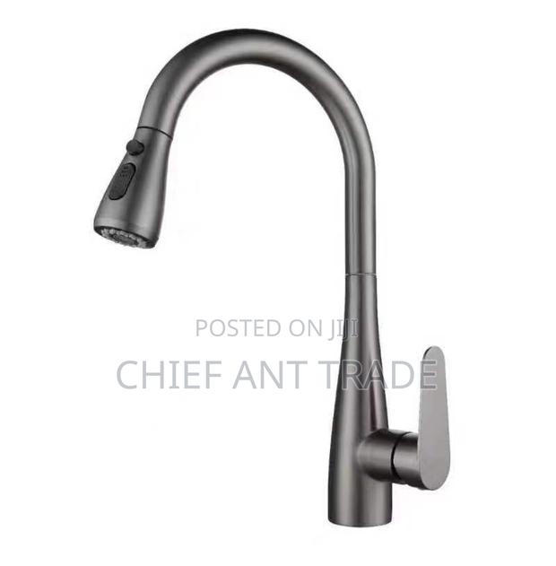 Pull Kitchen Faucet. Matt Black. 6016h · Photo 4