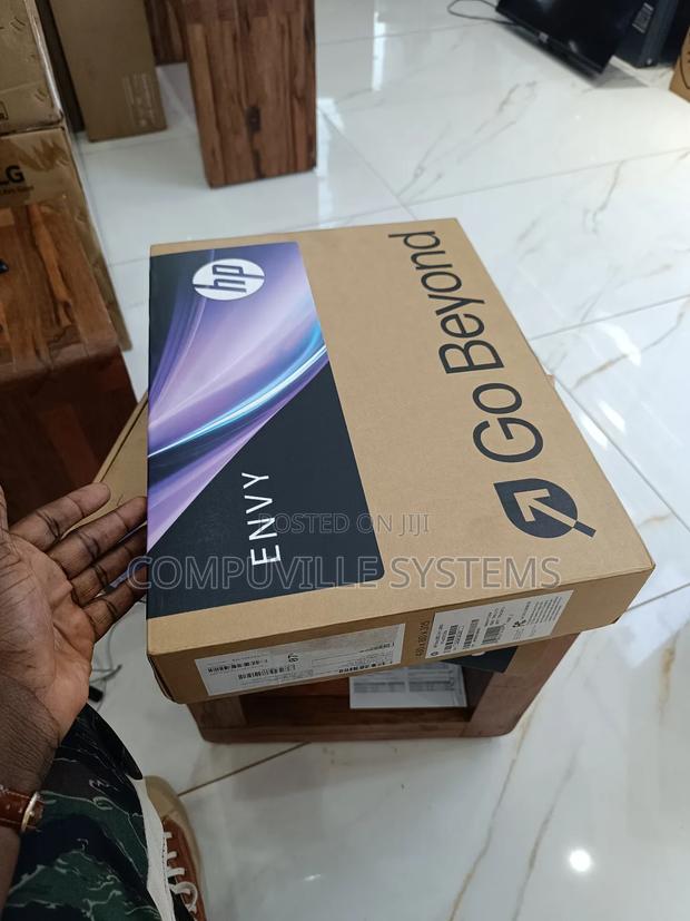 New Laptop HP Envy 16 Gaming 16-H1023dx 8GB AMD Ryzen SSD 512GB · Photo 1