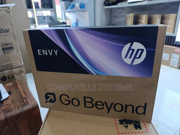 New Laptop HP Envy 16 Gaming 16-H1023dx 8GB AMD Ryzen SSD 512GB · Photo 3