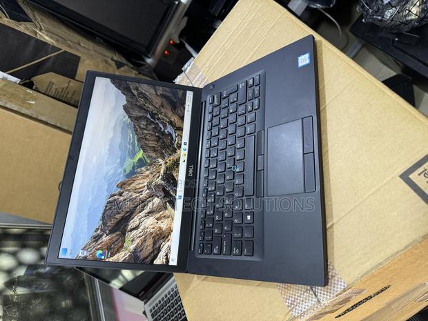 Laptop Dell Latitude 7490 16GB Intel Core i7 SSD 256GB · Photo 4