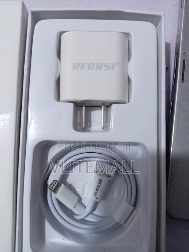 Recrsi Original Usb-C for iPhones · Photo 4
