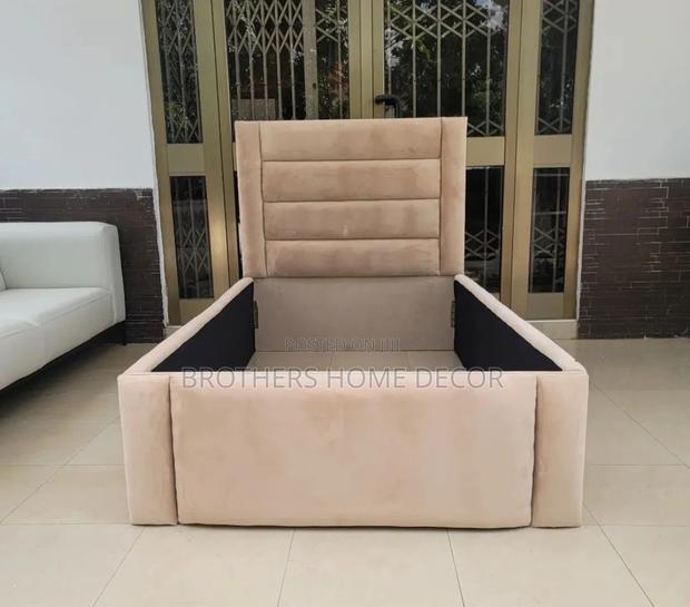 Luxurious 1/2 Bedframe for Kids photo 2