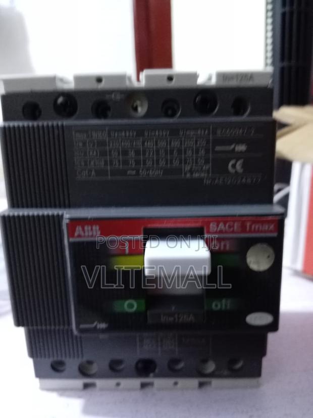 Abb R125A McCb 3 Pole Breaker · Photo 4