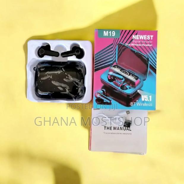 TWS HIFI M19 EARBUDS With Power Bank(Retail Price)Gm7475