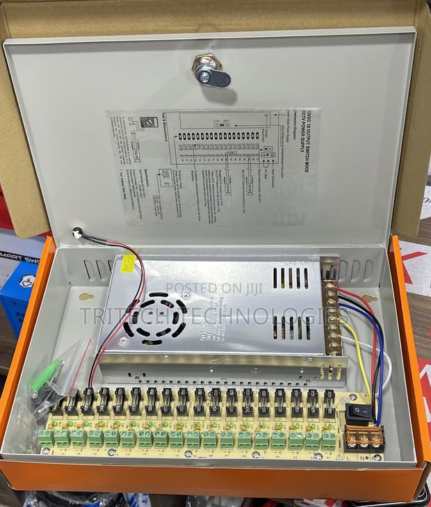CCTV Power Supply 12V30A With Case · Photo 4