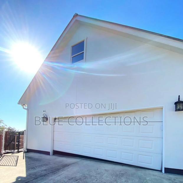 18 ×8 Stylish Automated Garage