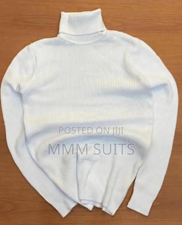 Turtleneck Shirt for Unisex in White · Photo 4