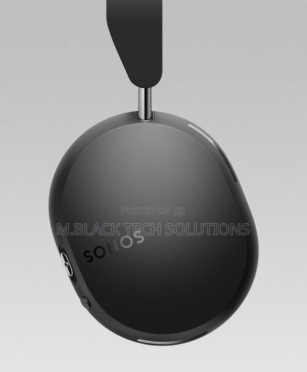 Sonos Ace Wireless Noise-Canceling Over-Ear Headphones photo 3