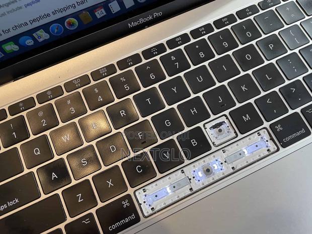 Macbook Keyboard · Photo 3