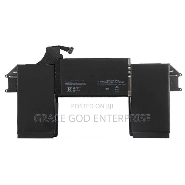 Original Apple Macbook Air 13" A1932 2018 2019 - A1965 · Photo 3