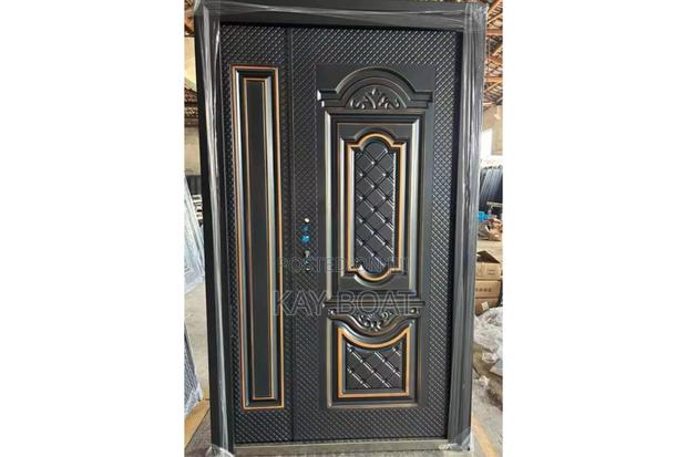 A Prosperous Door · Photo 2