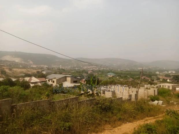 30 Acres of Land for Sale Inside the Gated Community,Oyibi · Photo 3