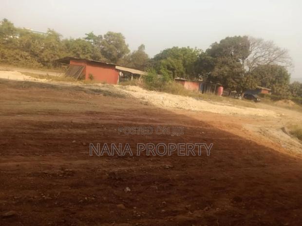 30 Acres of Land for Sale Inside the Gated Community,Oyibi · Photo 4