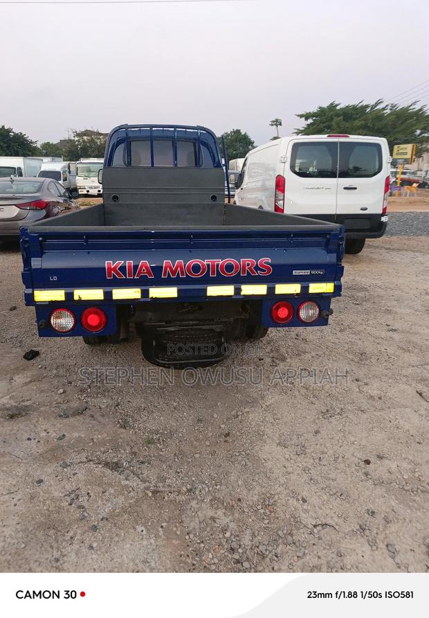 Kia Bongo Truck Single Cabin photo 3