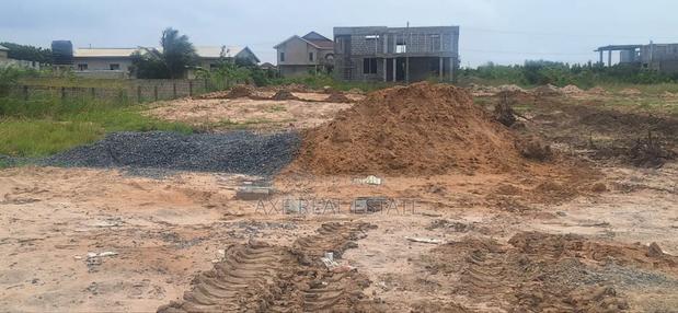 Titled Half Plot // Well Positioned at Tema Community 25 · Photo 4