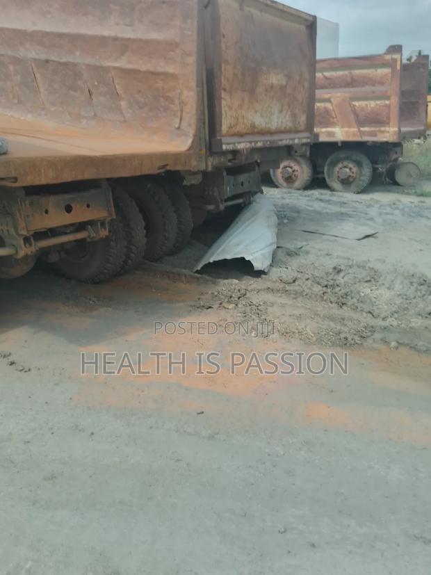 Many TATA Tpper Trucks Available for Bulk Sales Only . photo 2