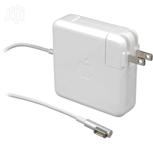 Mac Book Pro Charger · Photo 4