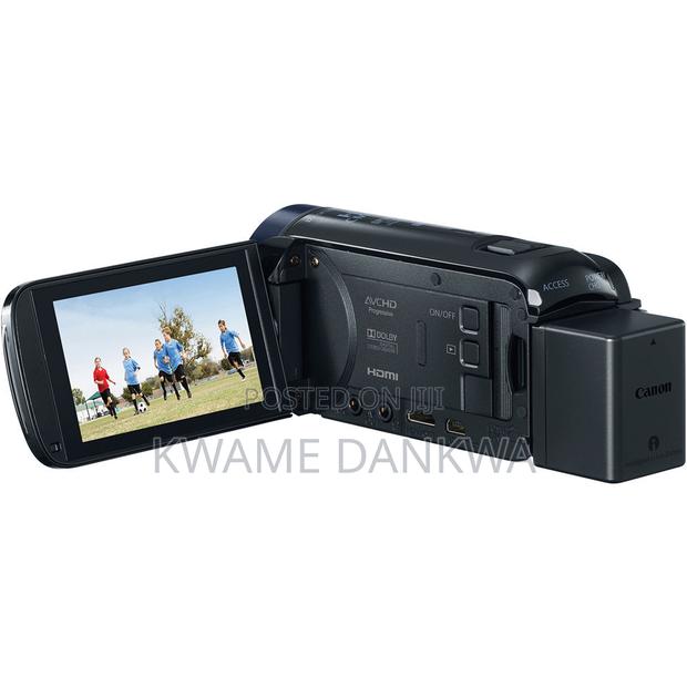 Canon Vixia Hf R62 Camcorder photo 3