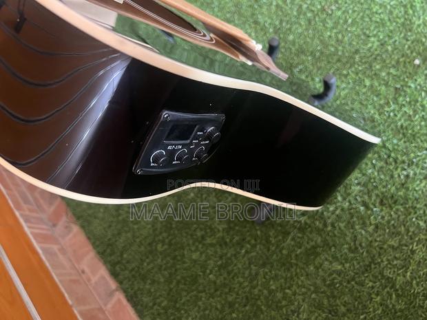 Semi Acoustic Guitar + Free Accessories photo 2