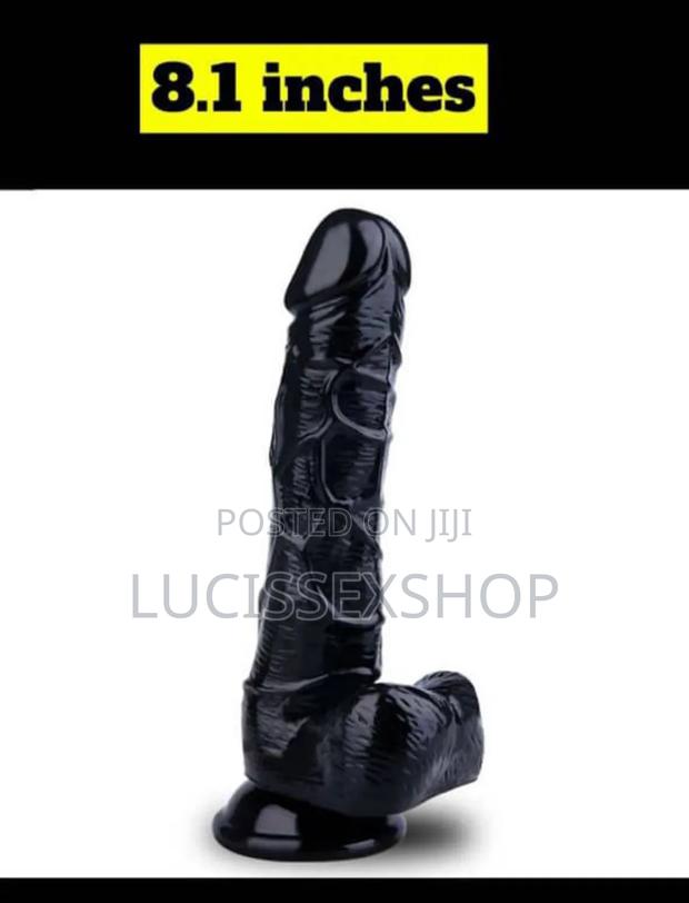 8 Inches Dildo · Photo 2