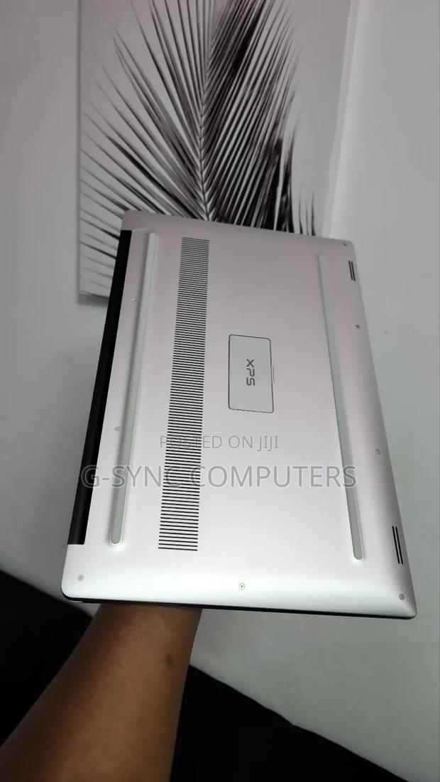 Laptop Dell XPS 15 32GB Intel Core I7 SSD 1T photo 6