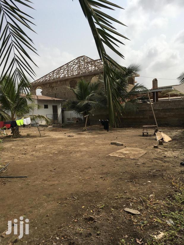 Land For Sale 70:100 · Photo 3
