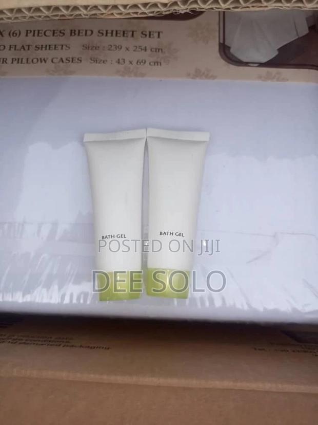 Shower Gel Hotel and Travellers Soap · Photo 4