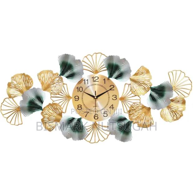 Wall Clock for Sale · Photo 3