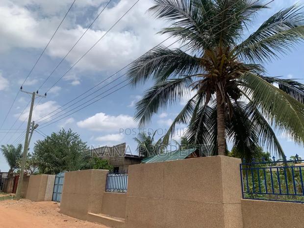 Twenty Acres of Land for Sale Located at Oyibi Mensah Bar · Photo 1