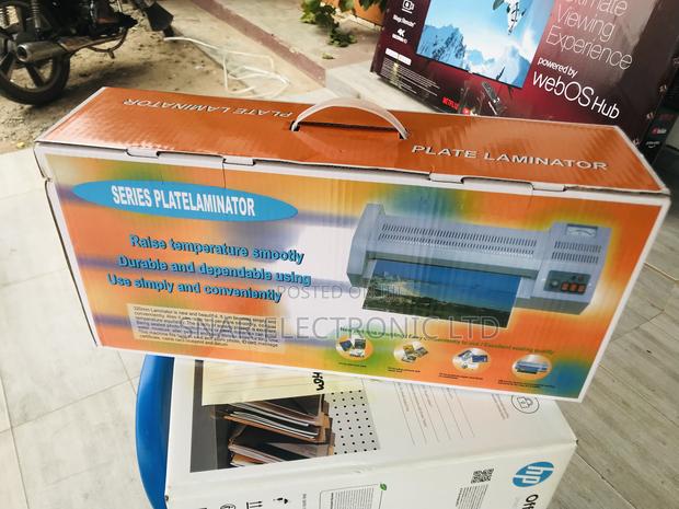 Clearly View A3/A4 Laminating Machine Quick Warm-Up · Photo 3