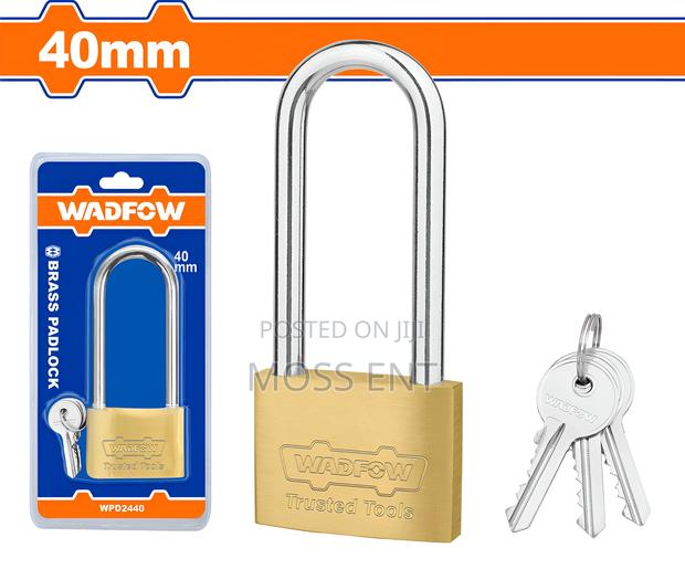 Long Shackle Brass Padlock - Wpd2440 · Photo 2